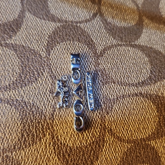 Coach Sig Rose City purse special edition - Picture 6 of 7